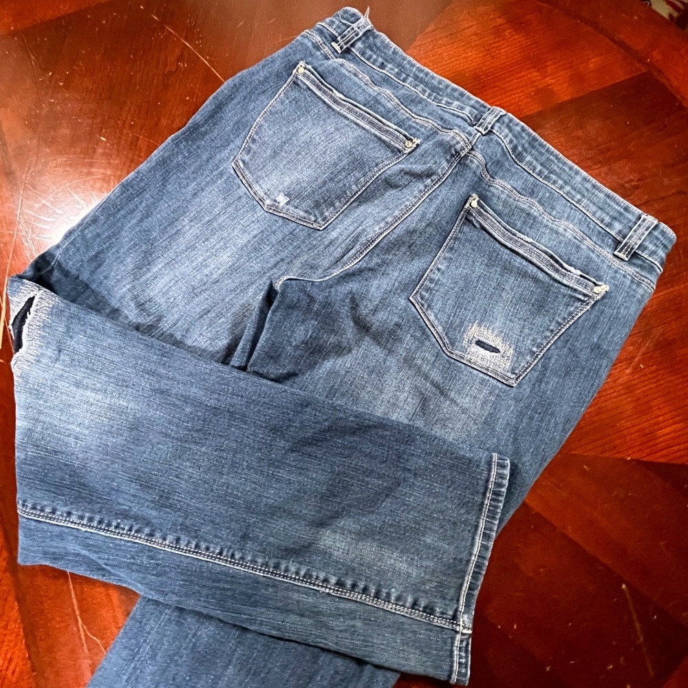 White House Black Market Straight Crop Distressed Jeans Blue Size 14 Patchwork